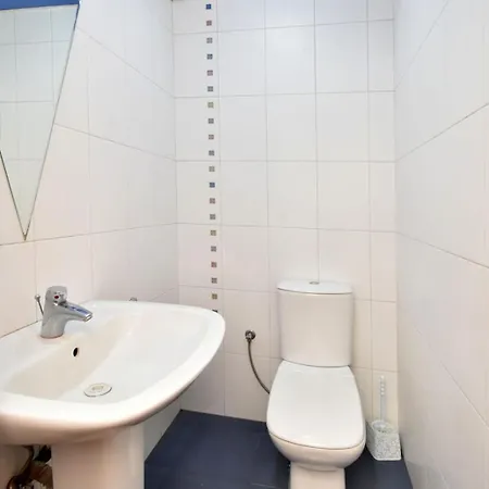 Rent Inn Yerevan On Avag Petrosyan Street Exterior photo
